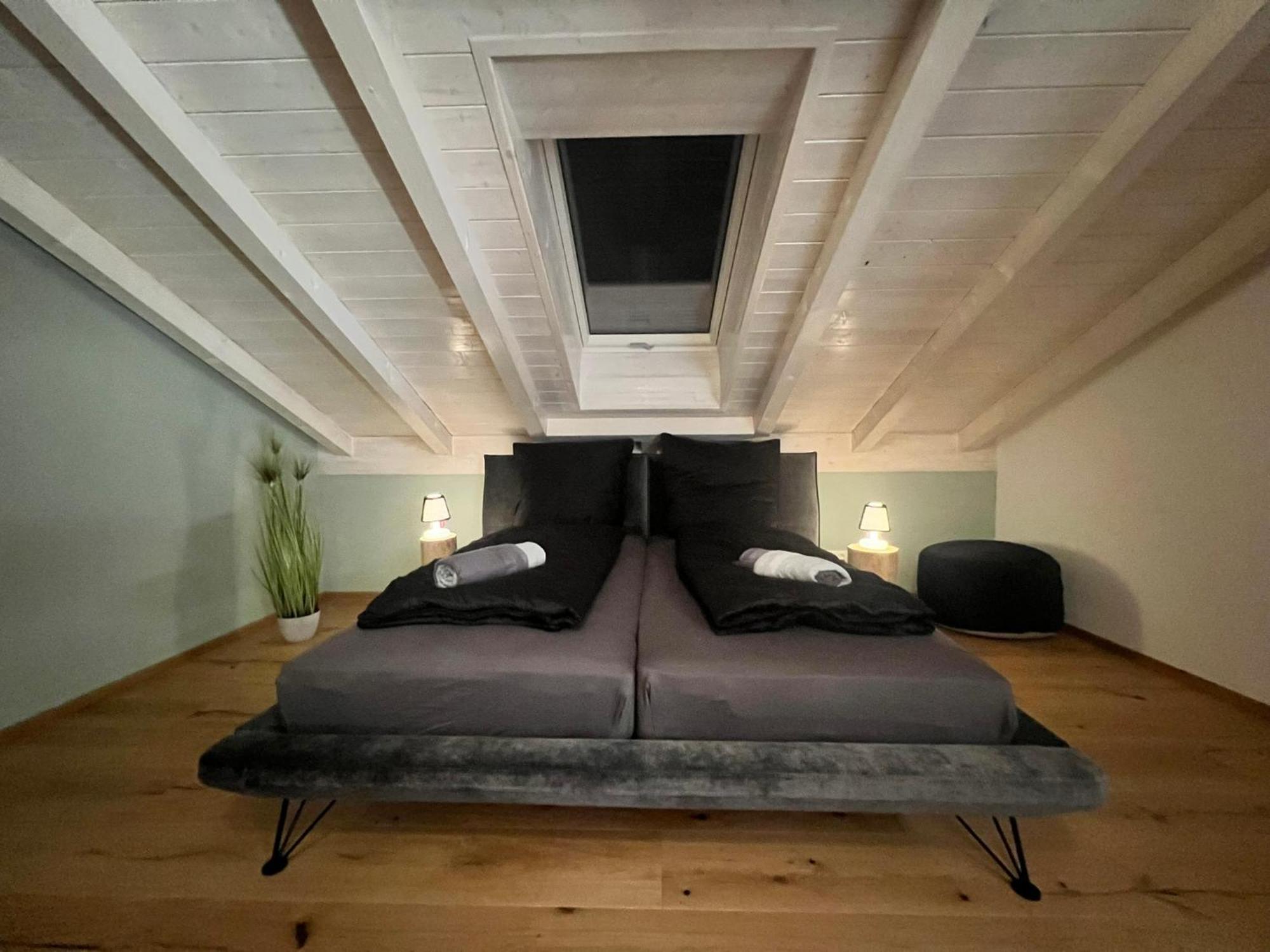 Stay Nice Apartments Dorfen Naehe Muenchen Jacuzzi Grillkota 75 Zoll Tv Esterno foto
