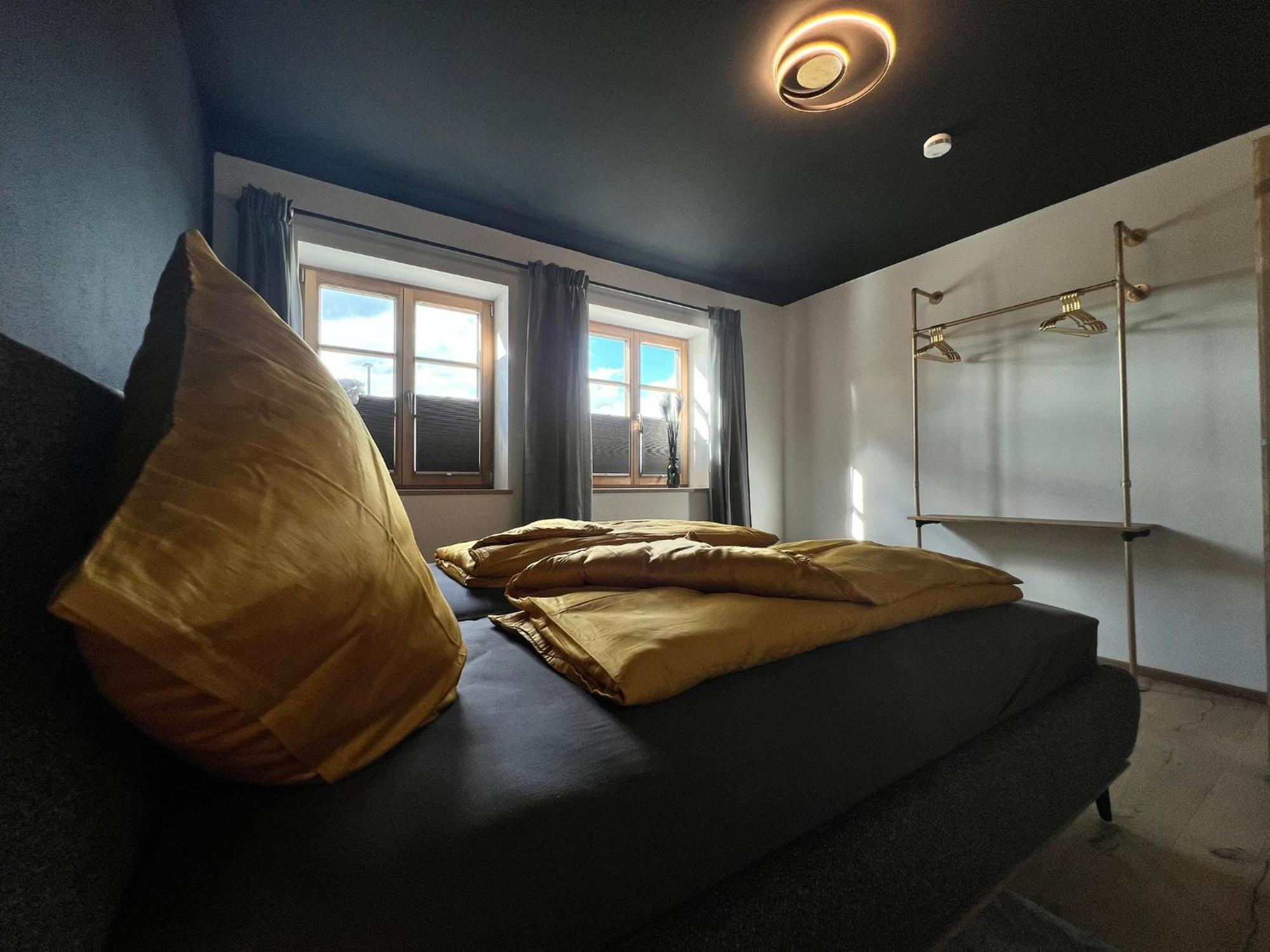 Stay Nice Apartments Dorfen Naehe Muenchen Jacuzzi Grillkota 75 Zoll Tv Esterno foto
